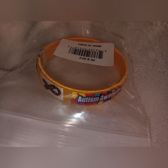 Adult Yellow Autism Awareness Bangle Bracelet New Without Tags - Picture 3 of 8